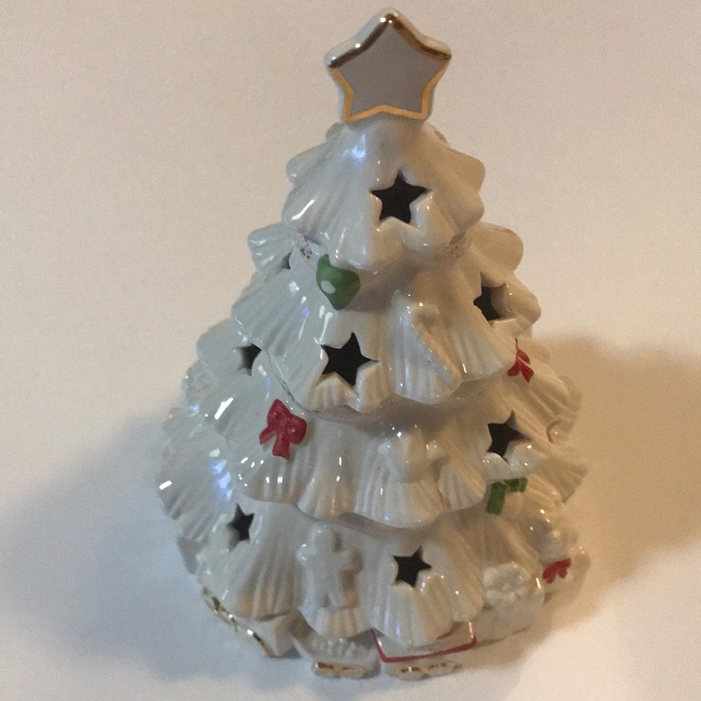 Lenox - Christmas Tree - color changing Lit Figurine
